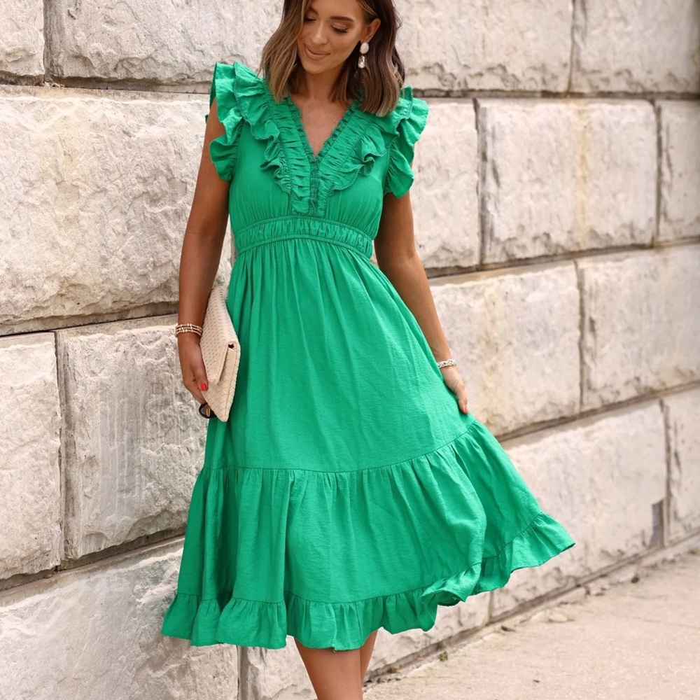 Kelly Green Tiered Ruffle Midi Dress